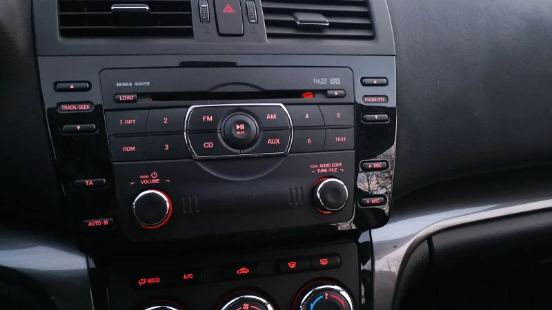 Mazda 6 2.2 д 163 к.с., снимка 14 - Автомобили и джипове - 52803660