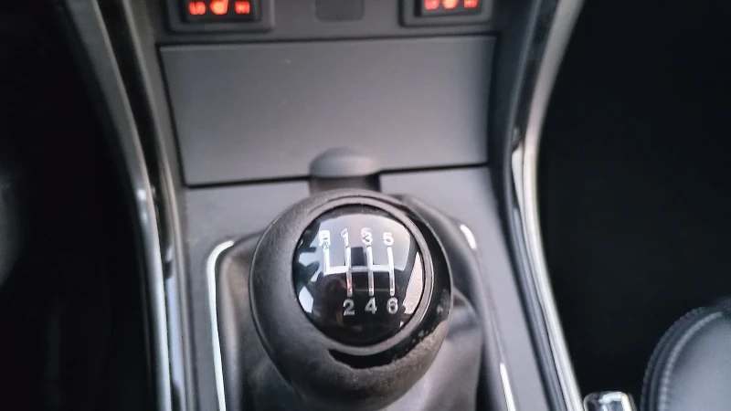 Mazda 6 2.2 д 163 к.с., снимка 11 - Автомобили и джипове - 52803660