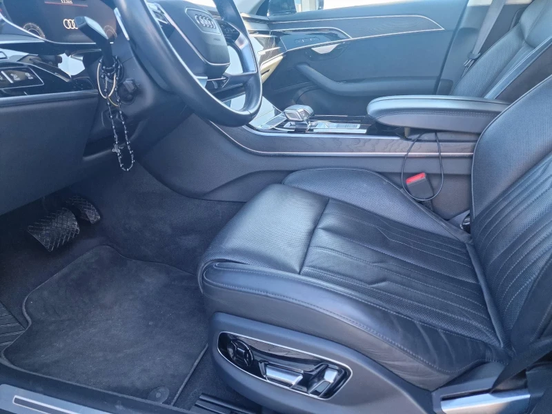 Audi A8, снимка 8 - Автомобили и джипове - 52921135