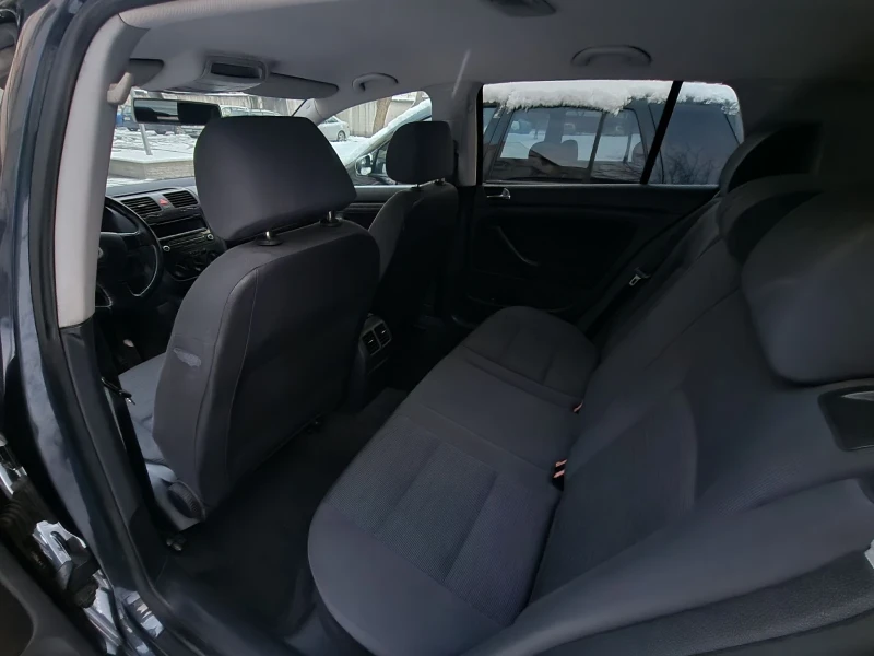 VW Golf 1.9TDI 105к.с., снимка 10 - Автомобили и джипове - 53177206
