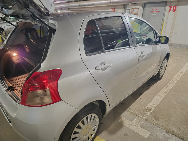 Toyota Yaris, снимка 10 - Автомобили и джипове - 53449827