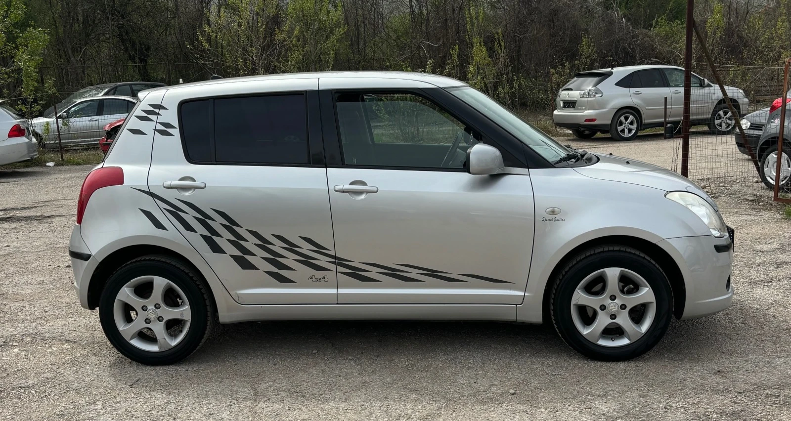 Suzuki Swift 1.3i - изображение 4