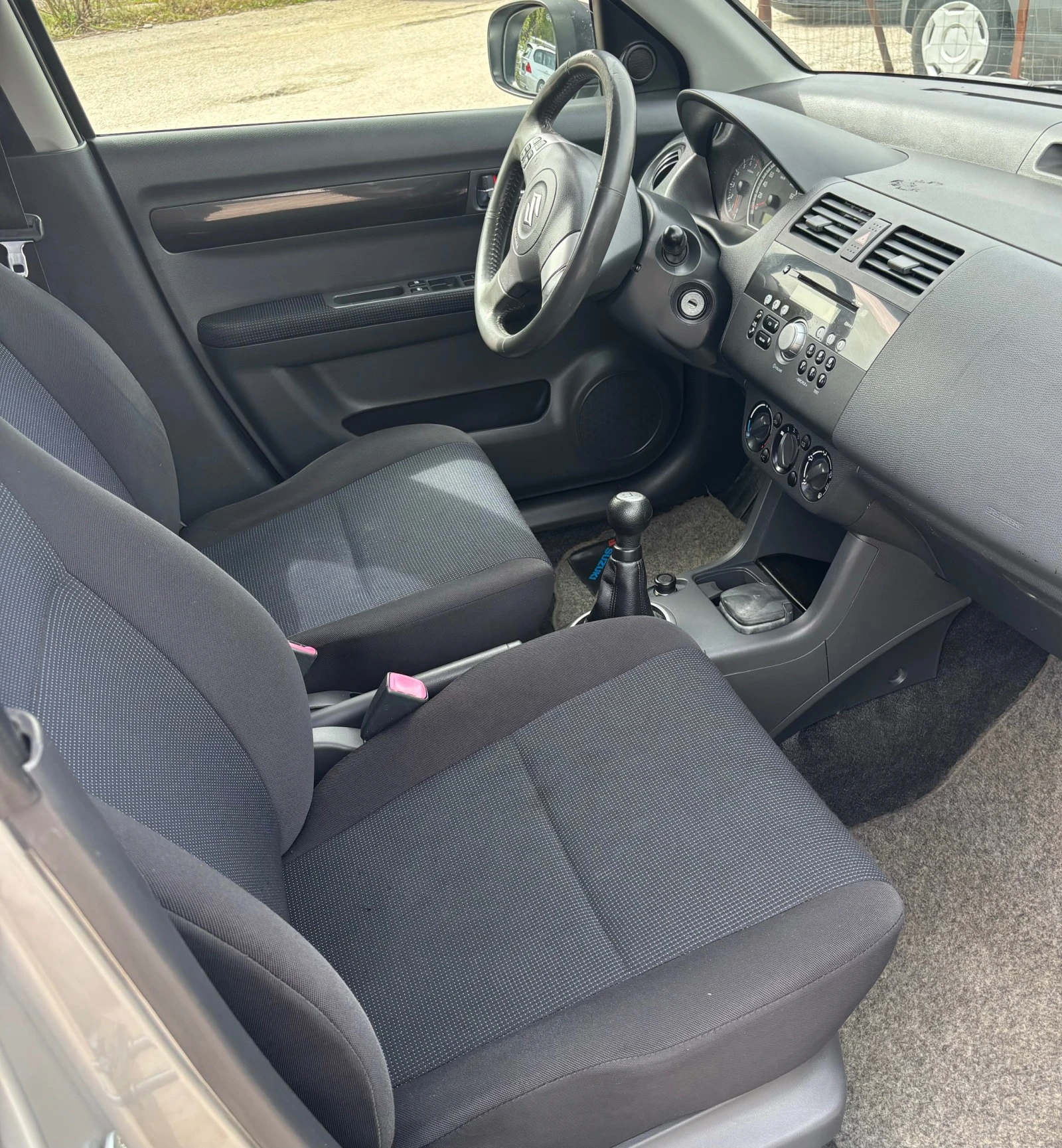 Suzuki Swift 1.3i | Mobile.bg — изображение 11