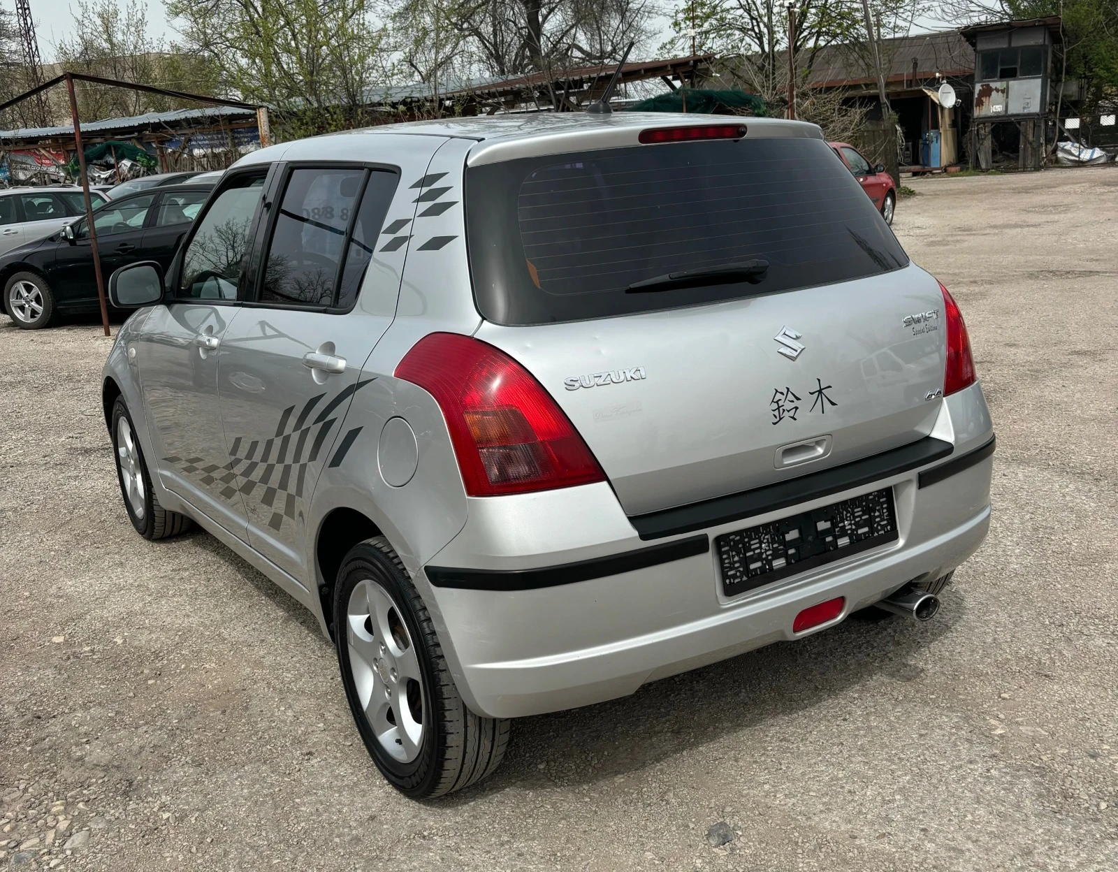 Suzuki Swift 1.3i - изображение 7