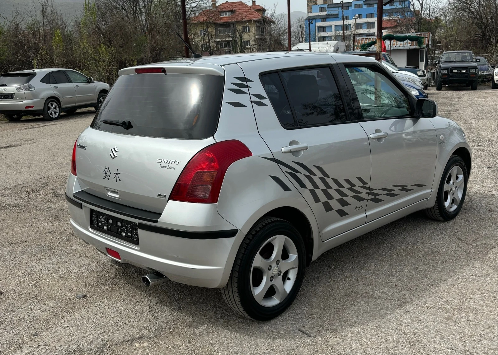 Suzuki Swift 1.3i - изображение 5