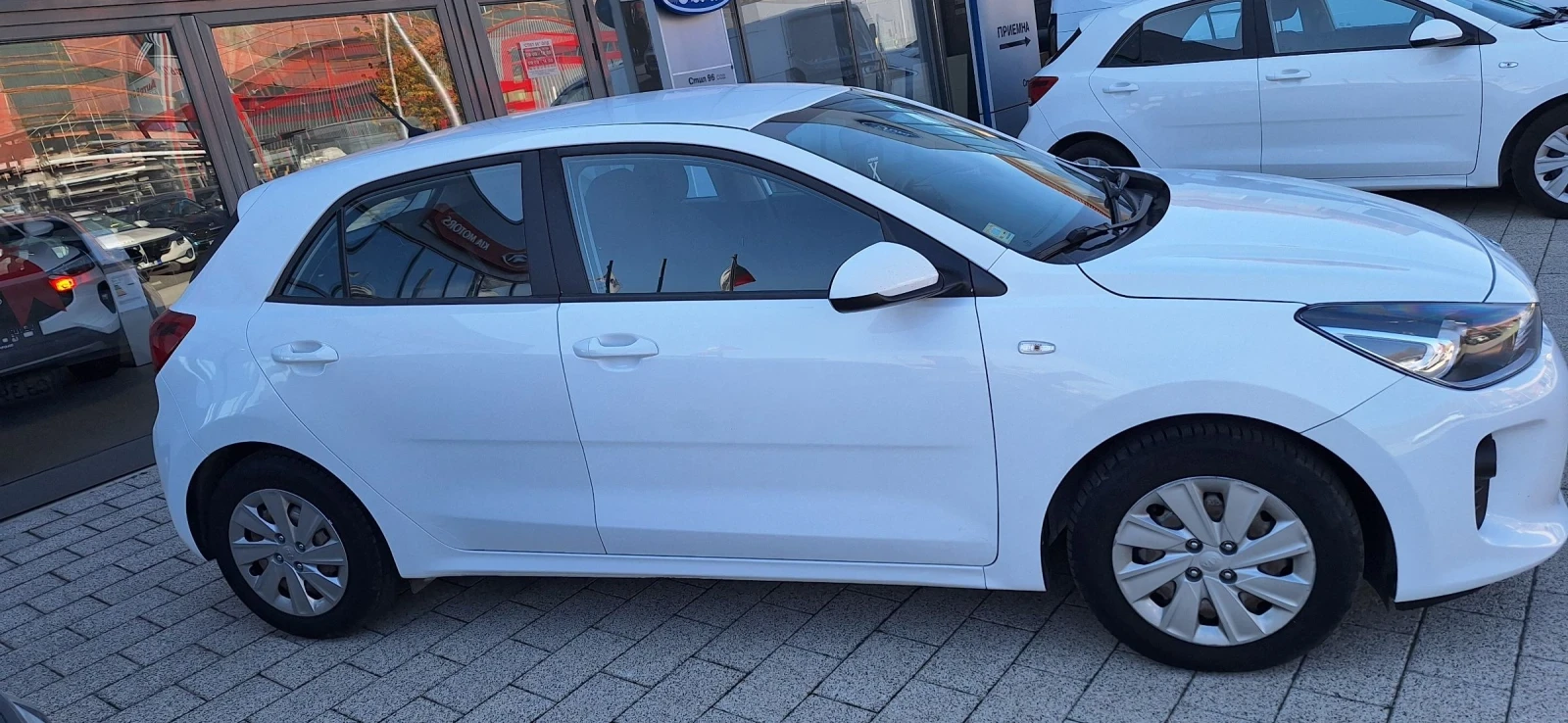 Kia Rio 1.2MPI ЕX Гаранционен - изображение 2