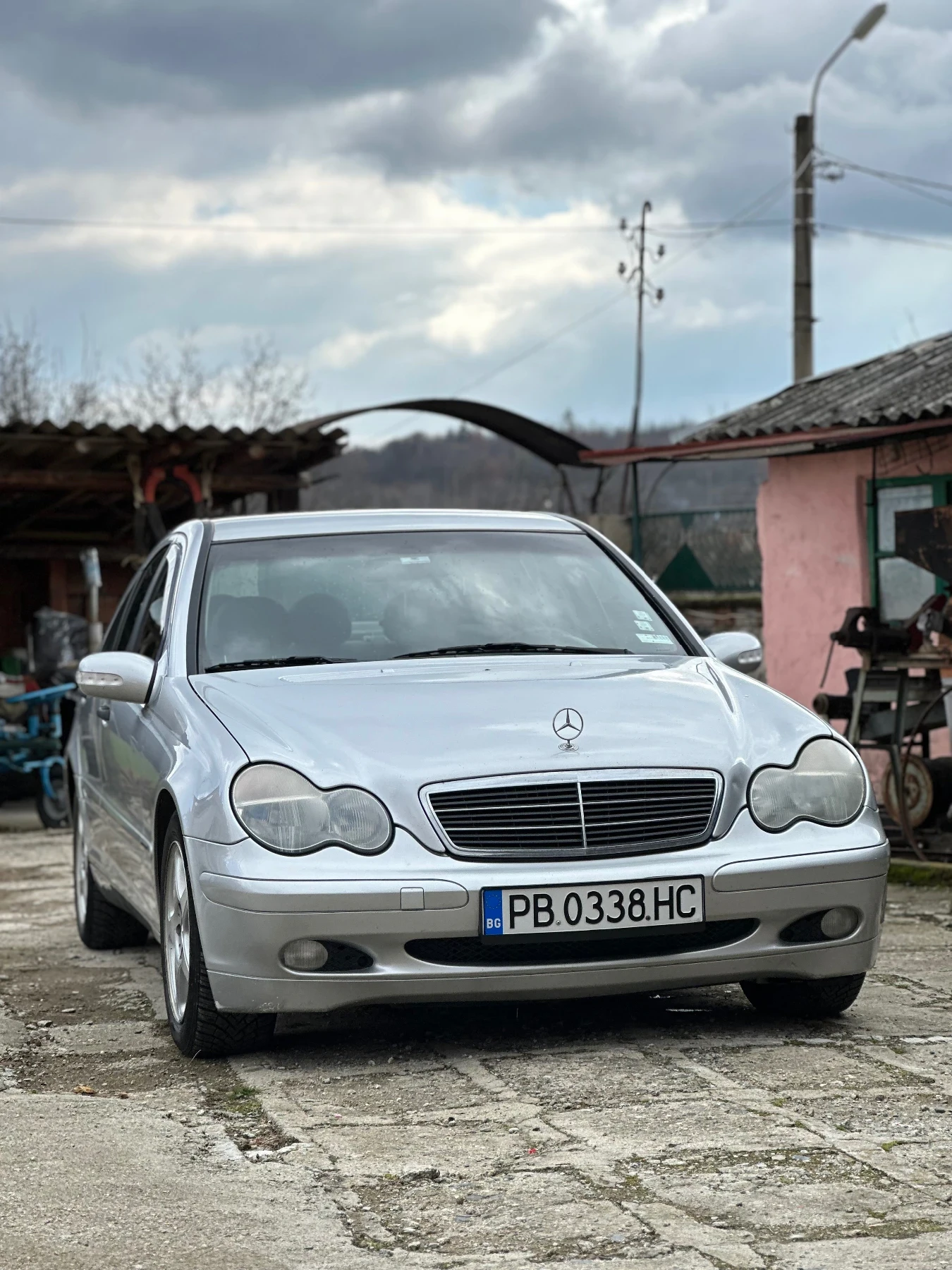 Mercedes-Benz C 200  - изображение 4