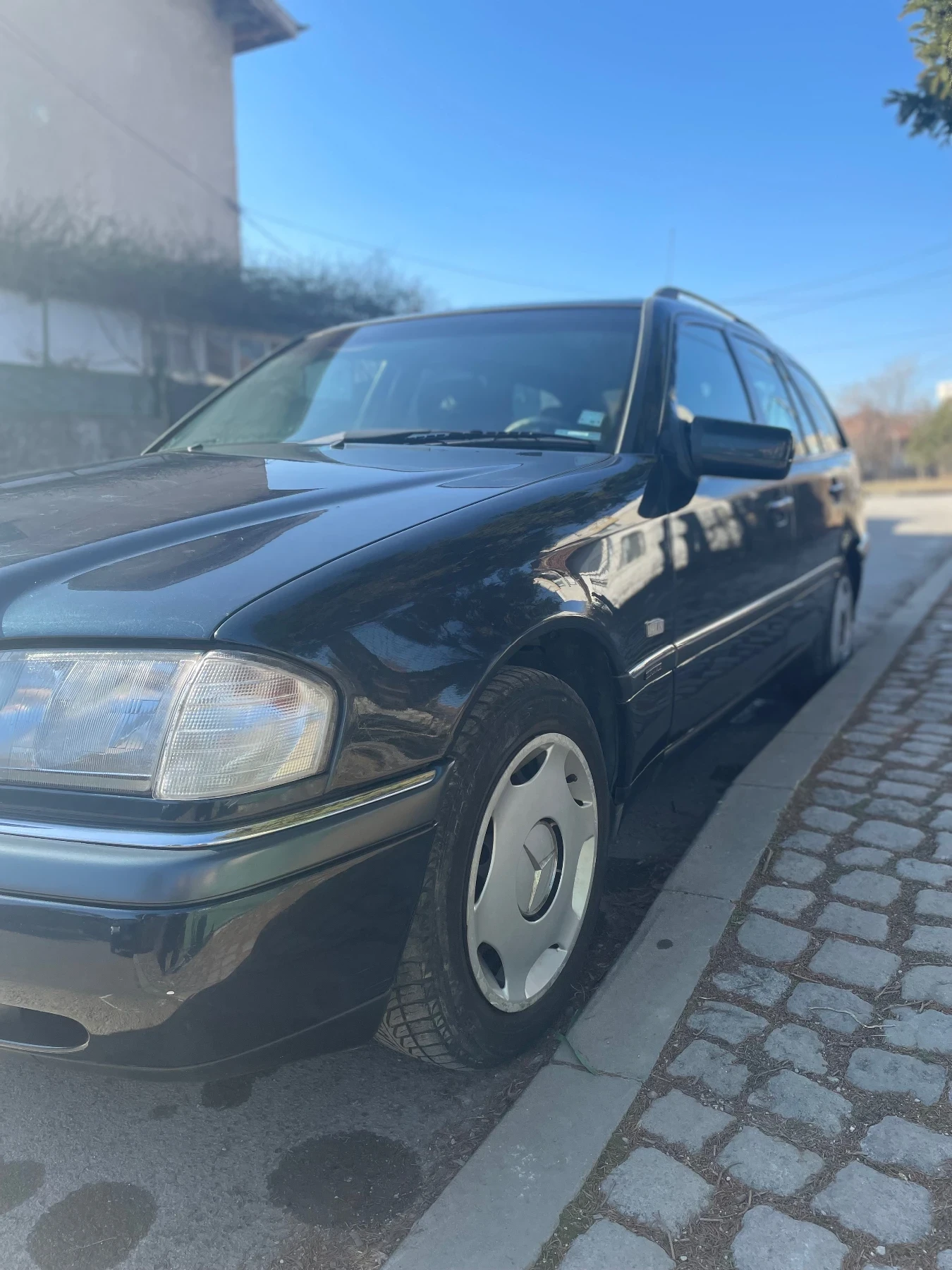 Mercedes-Benz C 220 220D - изображение 3