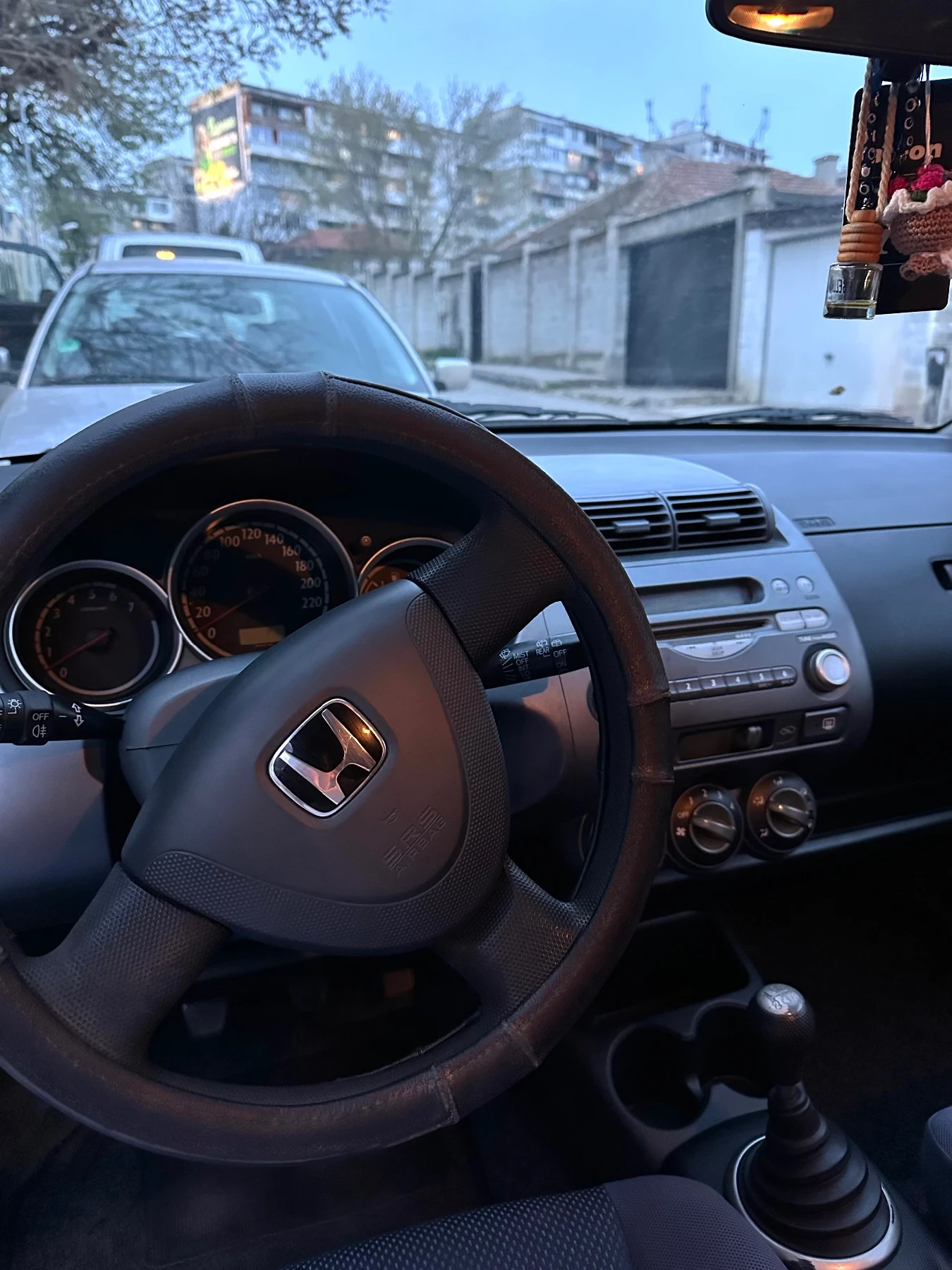 Honda Jazz  - изображение 10