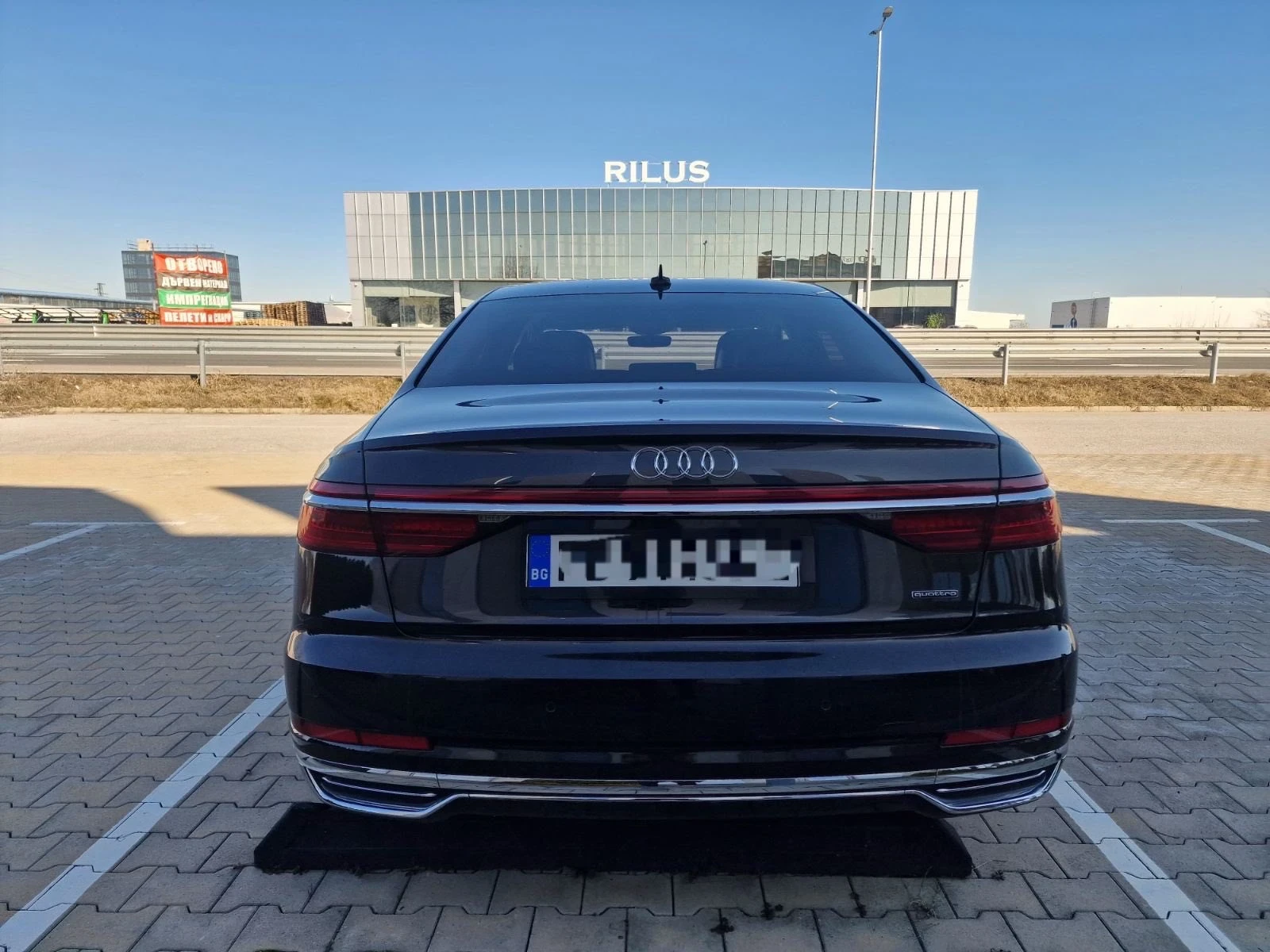Audi A8  - изображение 5