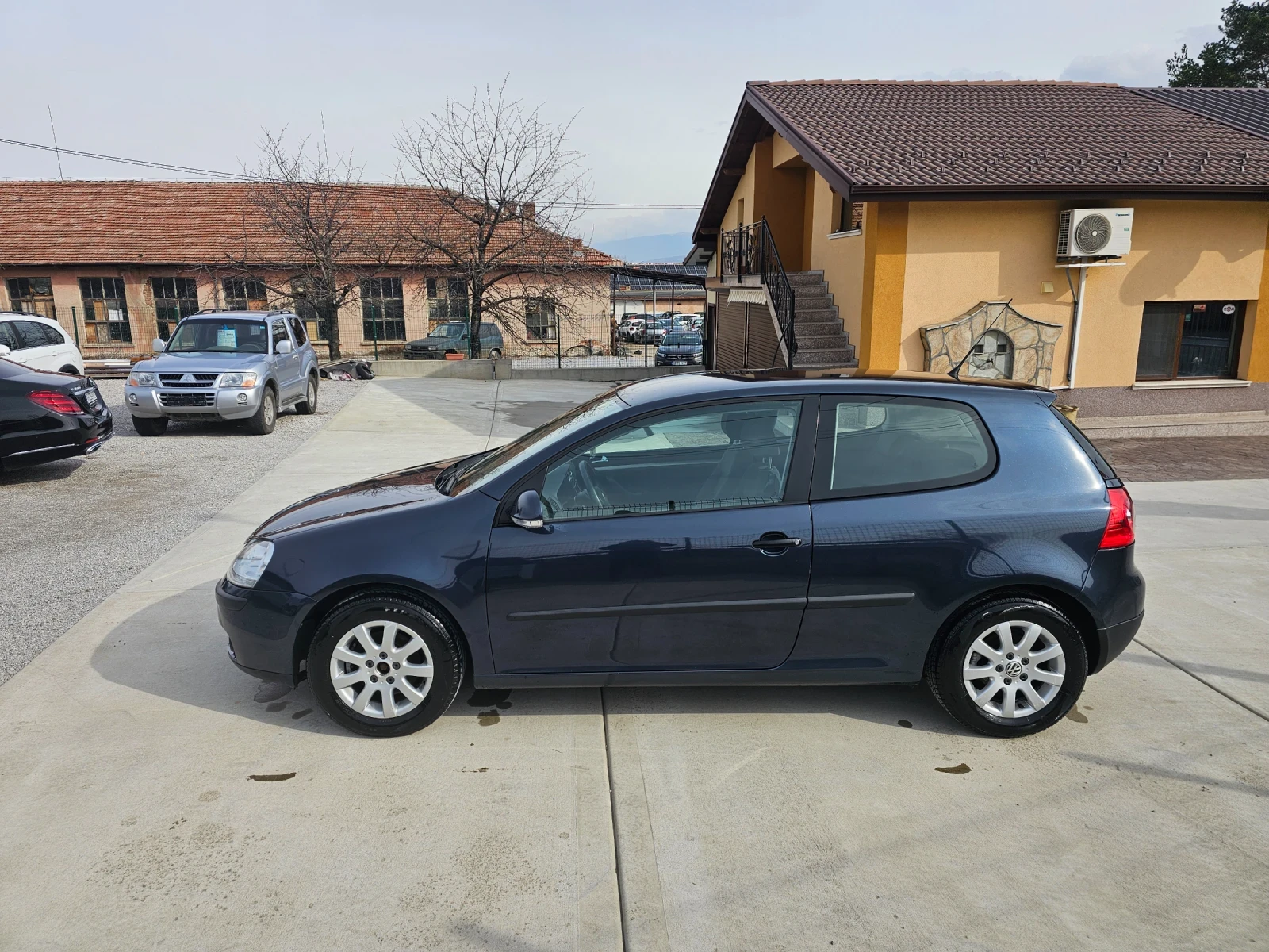 VW Golf 1.6бен.102к.с. - изображение 3