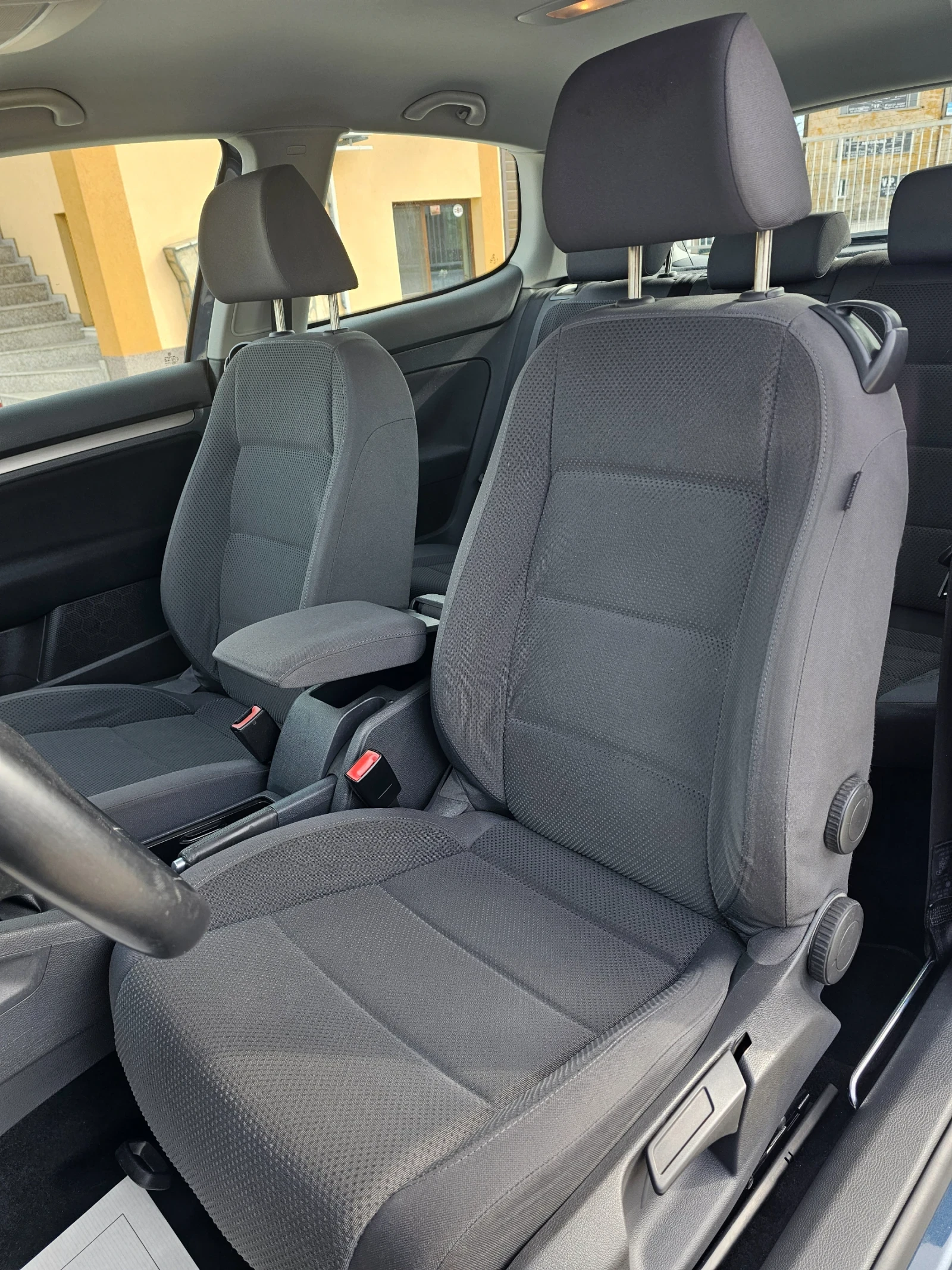VW Golf 1.6���.102�.�. | Mobile.bg � ����������� 13