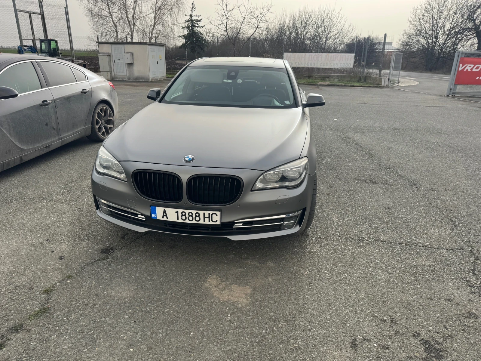 BMW 740 F01 740d Xdrive  - изображение 2
