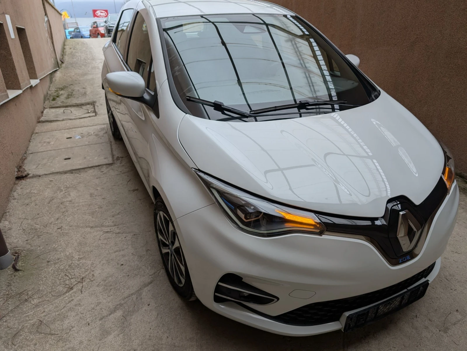 Renault Zoe 52kWh R135 CCS SoH96%Кам.Пр/зад.парктр_климатр., снимка 2 - Автомобили и джипове - 53892751