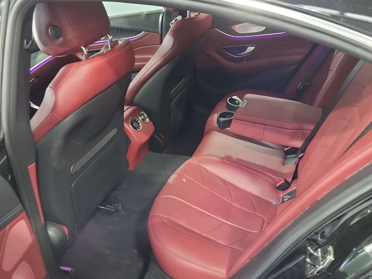 Mercedes-Benz CLS AMG 53  CARFAX, снимка 12 - Автомобили и джипове - 54021152