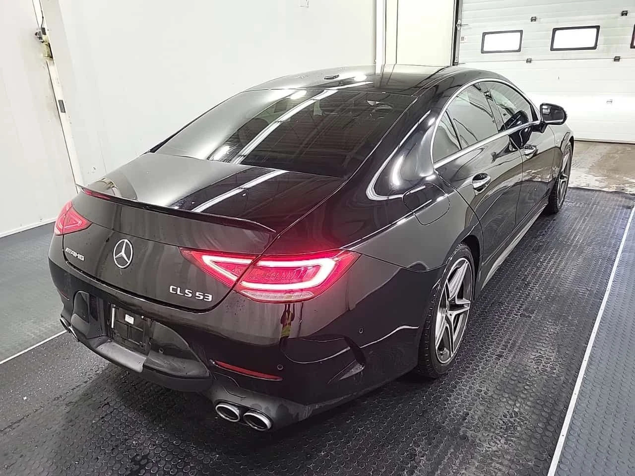 Mercedes-Benz CLS AMG 53  CARFAX, снимка 3 - Автомобили и джипове - 54021152