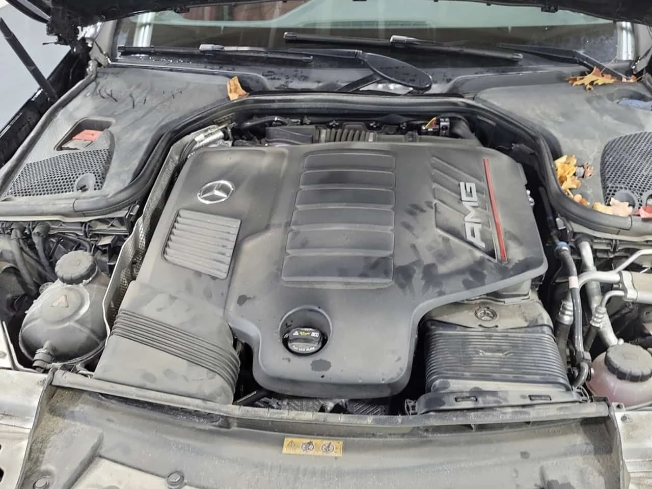 Mercedes-Benz CLS AMG 53  CARFAX, снимка 16 - Автомобили и джипове - 54021152