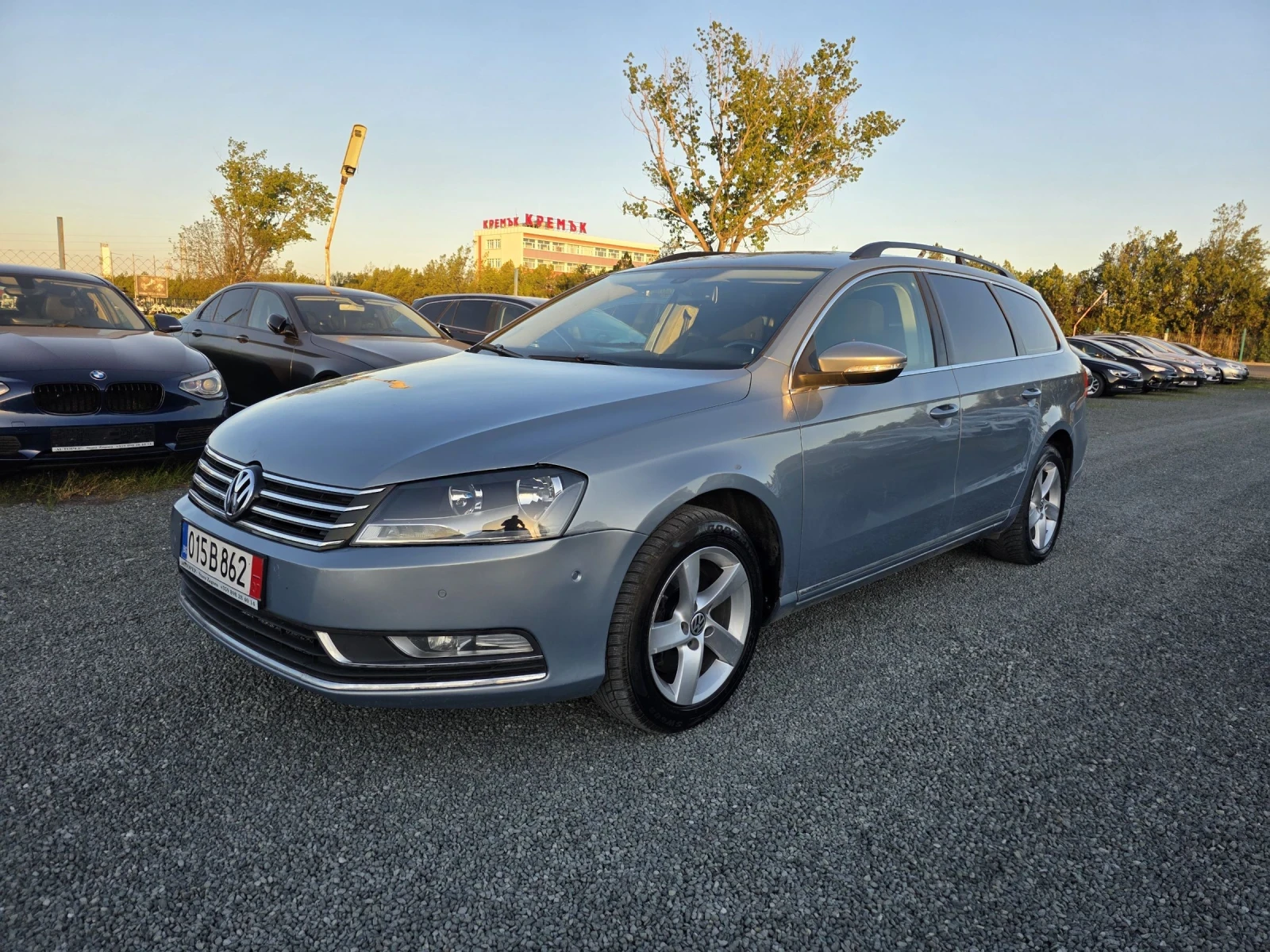 VW Passat 2.0  140к Автомат Навигация 