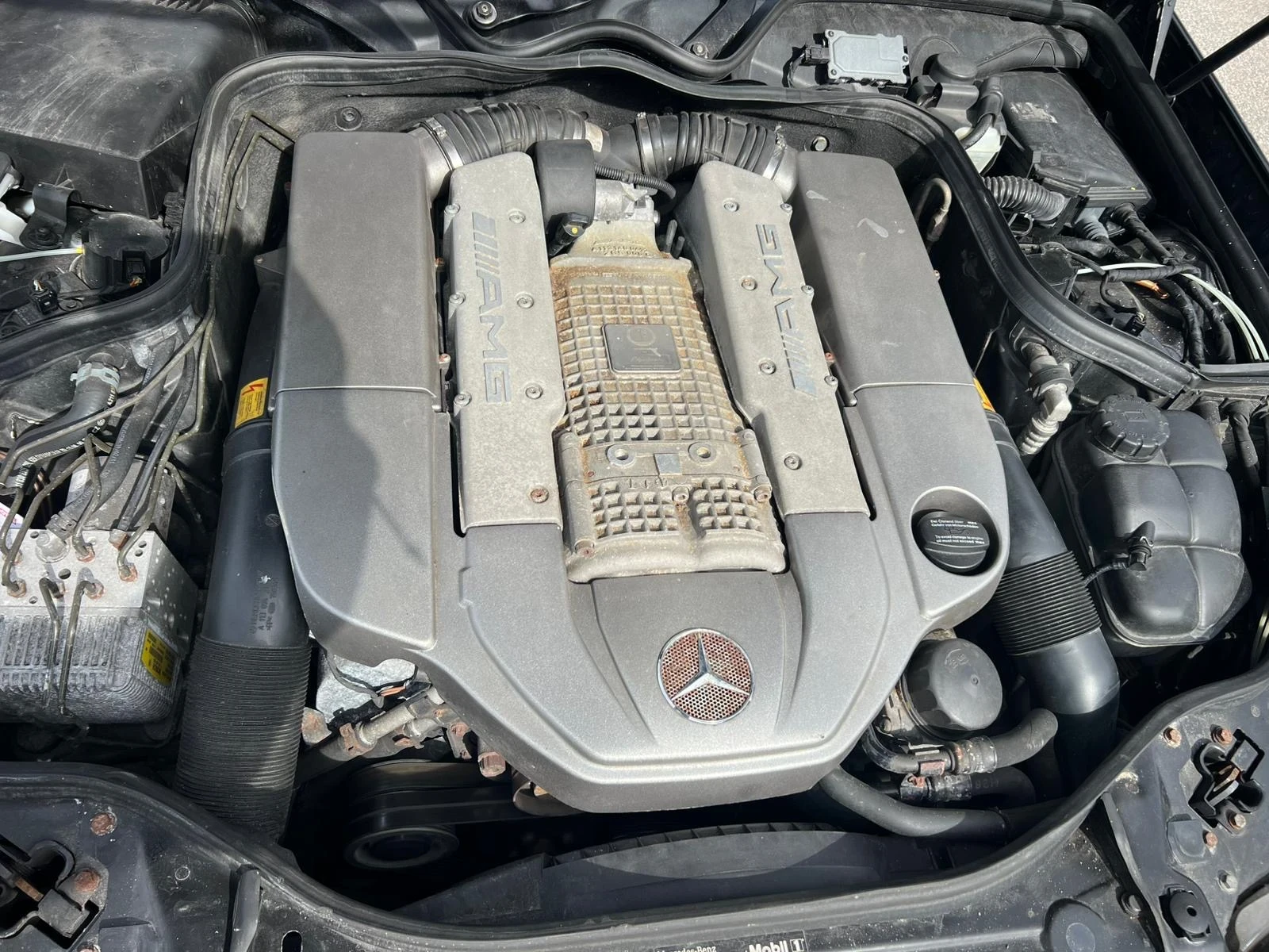 Mercedes-Benz E 55 AMG, снимка 13 - Автомобили и джипове - 54621158