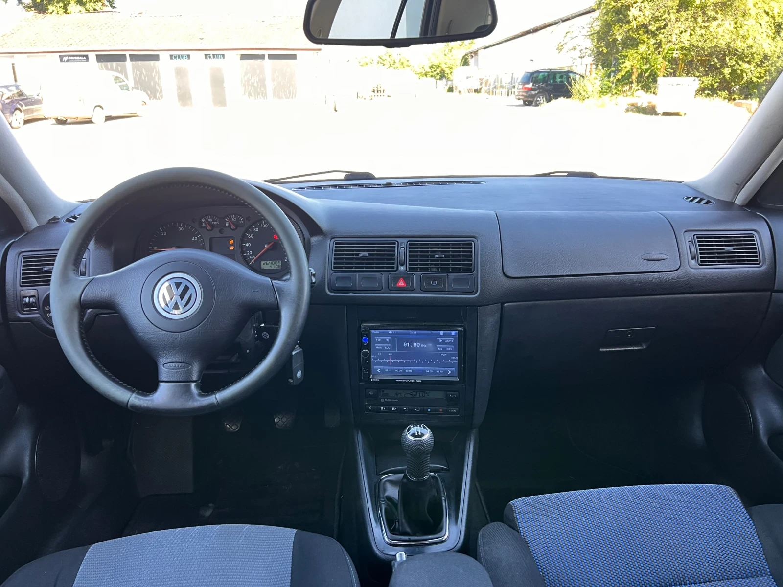 VW Golf 1.9TDI 90k.c * Климатик* , снимка 10 - Автомобили и джипове - 54918239
