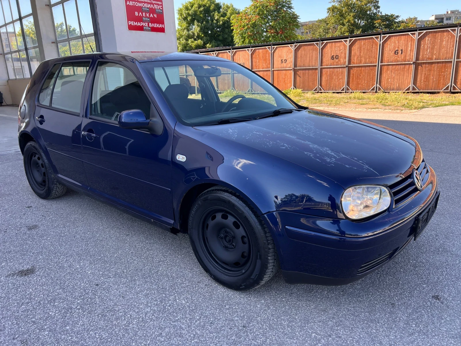 VW Golf 1.9TDI 90k.c * Климатик* , снимка 2 - Автомобили и джипове - 54918239