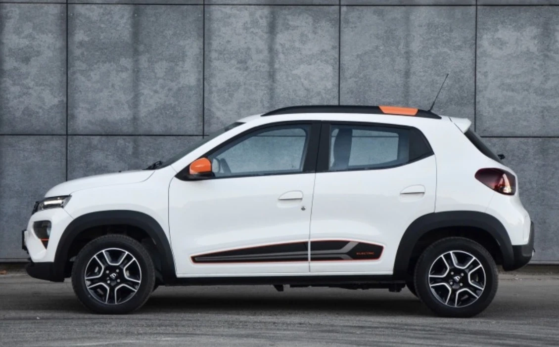 Dacia Spring Comfort Plus 33000км, снимка 7 - Автомобили и джипове - 55056001