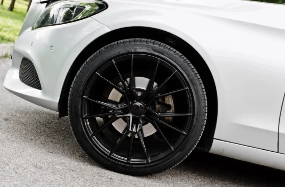 Mercedes-Benz C 220, снимка 6 - Автомобили и джипове - 55150317