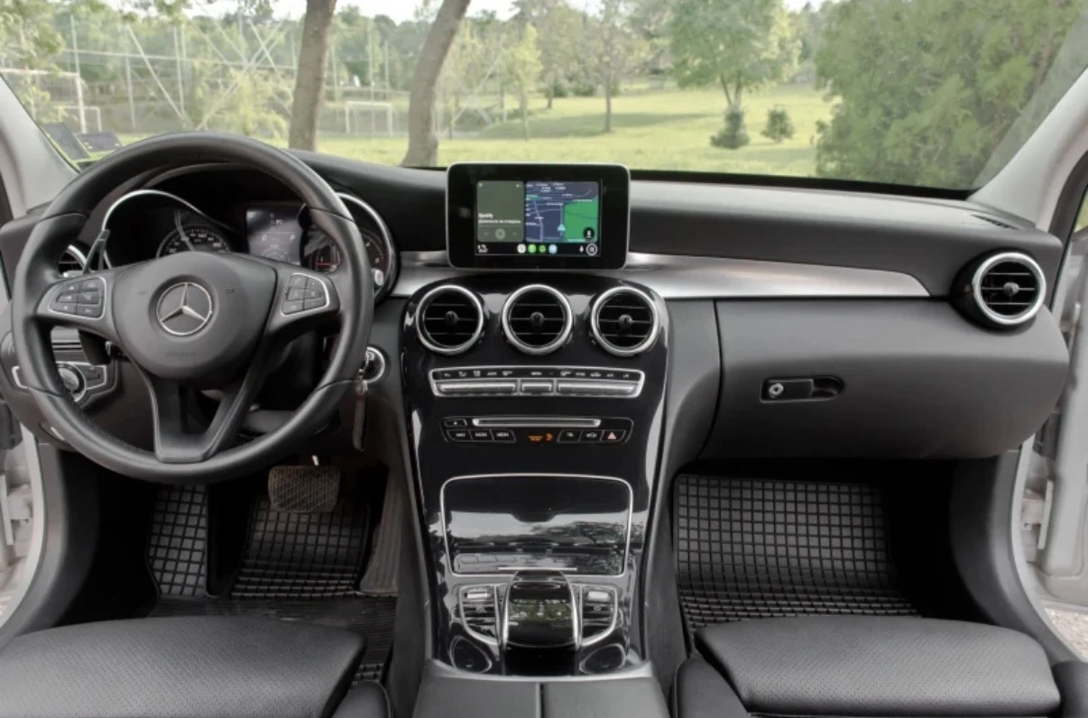 Mercedes-Benz C 220, снимка 8 - Автомобили и джипове - 55150317