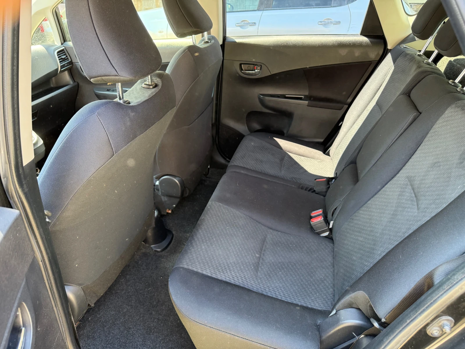 Toyota Verso S 1.3i/Navi/Kamera, снимка 10 - Автомобили и джипове - 55544723
