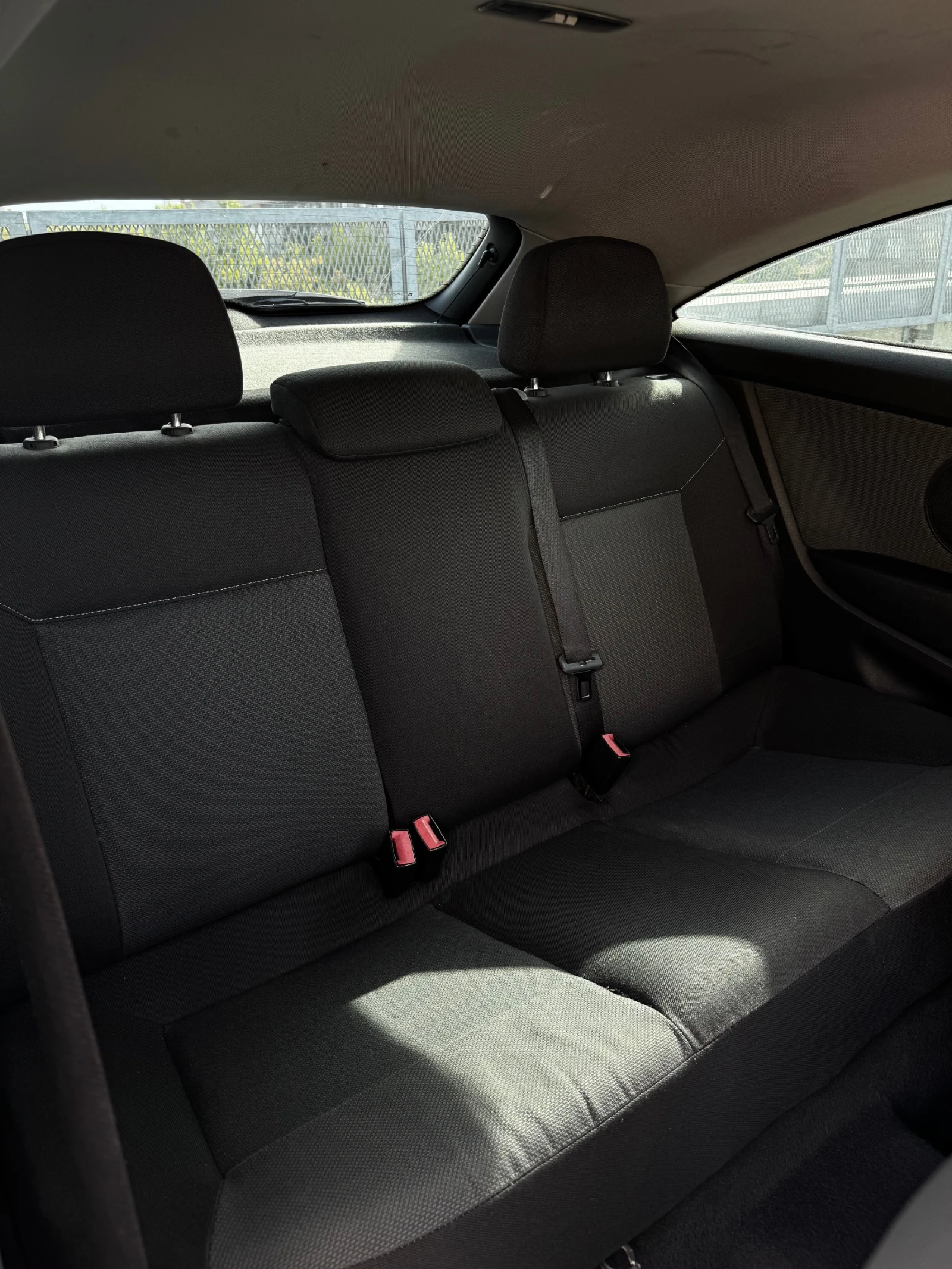 Opel Astra 1.6, снимка 10 - Автомобили и джипове - 55867718