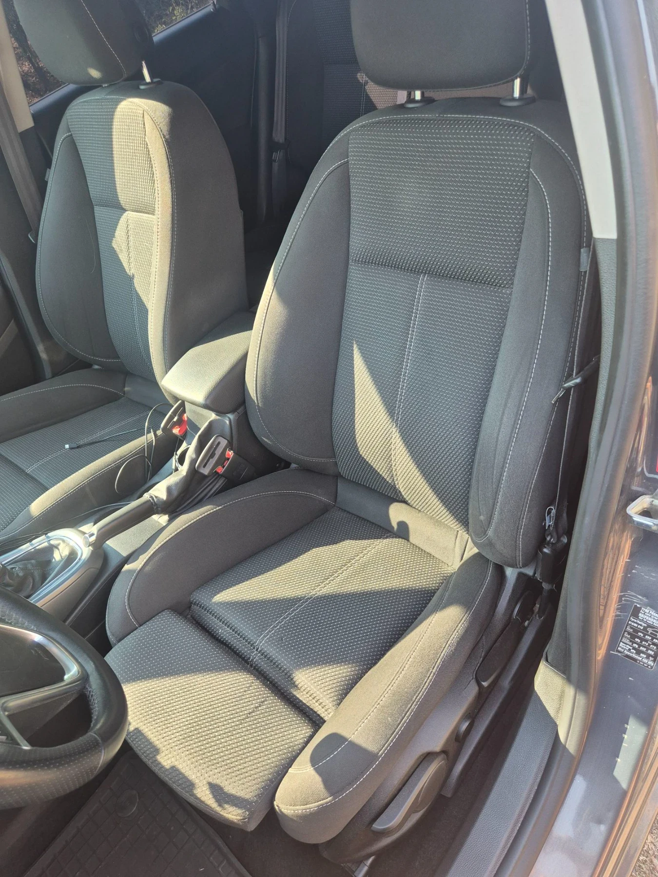Opel Astra 1.6 D, снимка 15 - Автомобили и джипове - 56021701