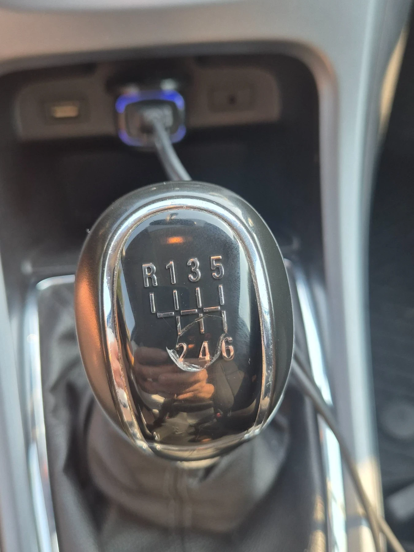 Opel Astra 1.6 D, снимка 10 - Автомобили и джипове - 56021701