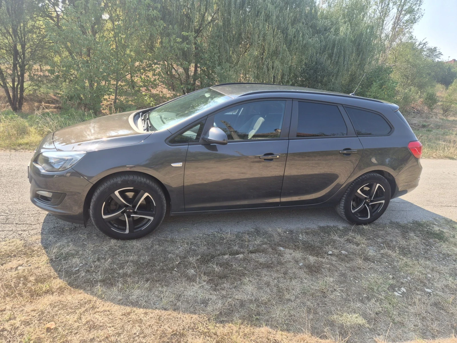 Opel Astra 1.6 D, снимка 3 - Автомобили и джипове - 56021701