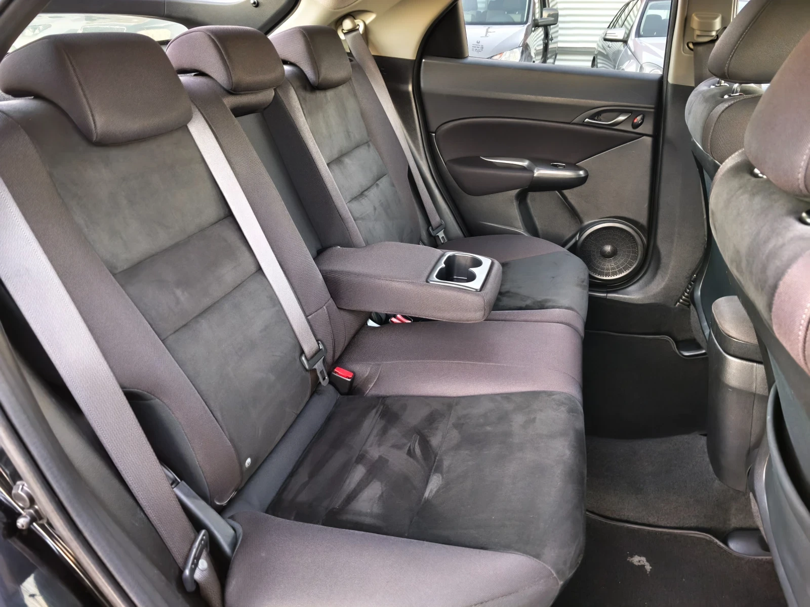 Honda Civic 1.4i V-tec GPL 100�.�  2011�. Face Lift | Mobile.bg � ����������� 11