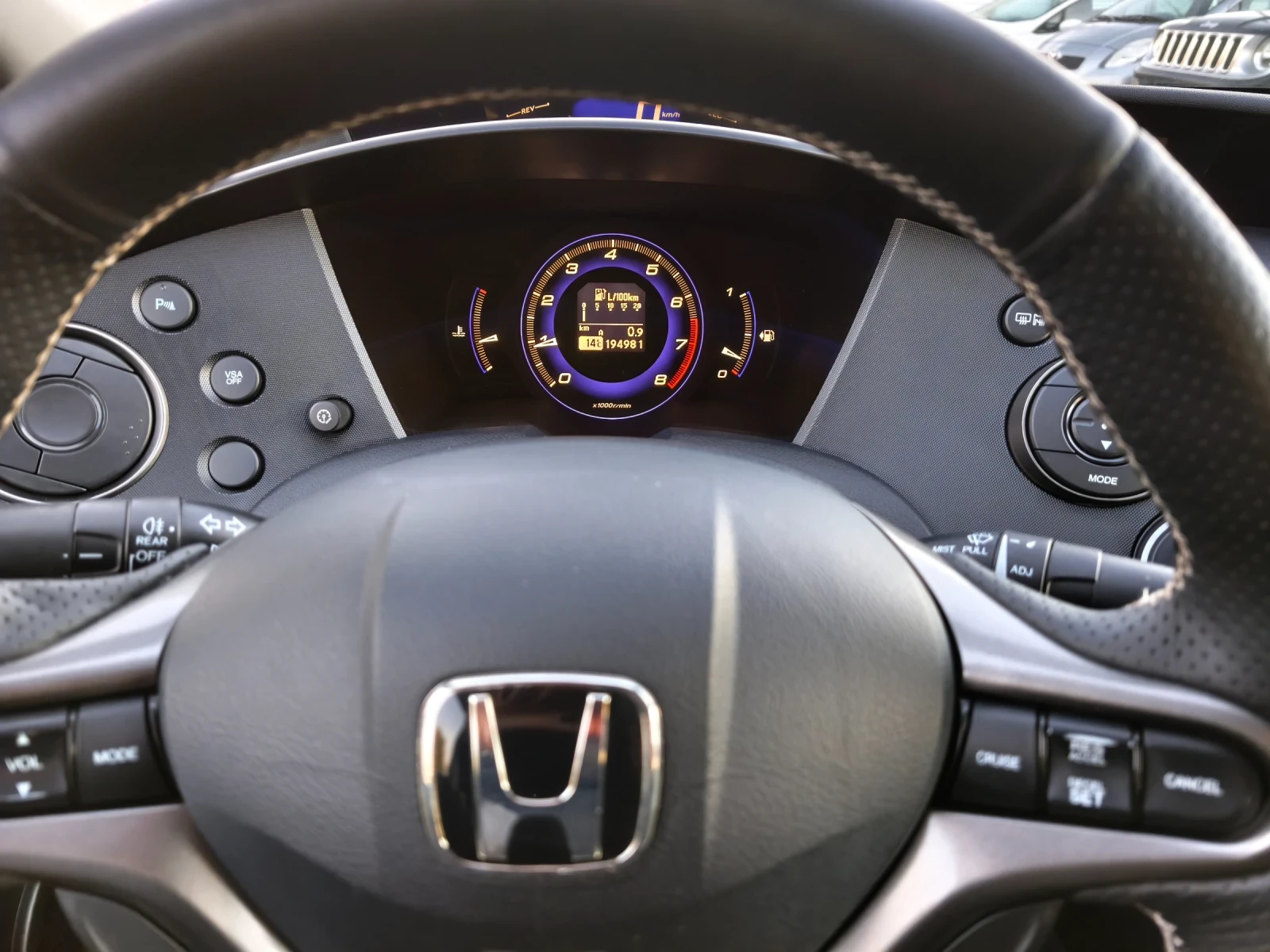 Honda Civic 1.4i V-tec GPL 100�.�  2011�. Face Lift | Mobile.bg � ����������� 8
