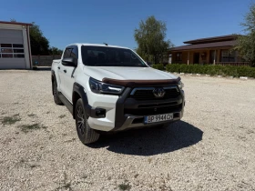 Toyota Hilux 2.8D Invincible, снимка 1
