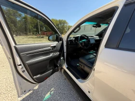 Toyota Hilux 2.8D Invincible, снимка 4