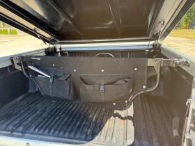 Toyota Hilux 2.8D Invincible, снимка 17