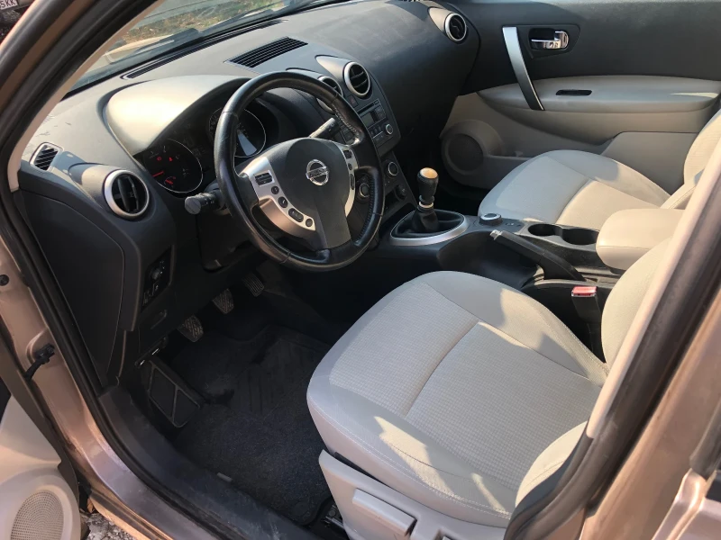 Nissan Qashqai 4x4 , снимка 8 - Автомобили и джипове - 47468081