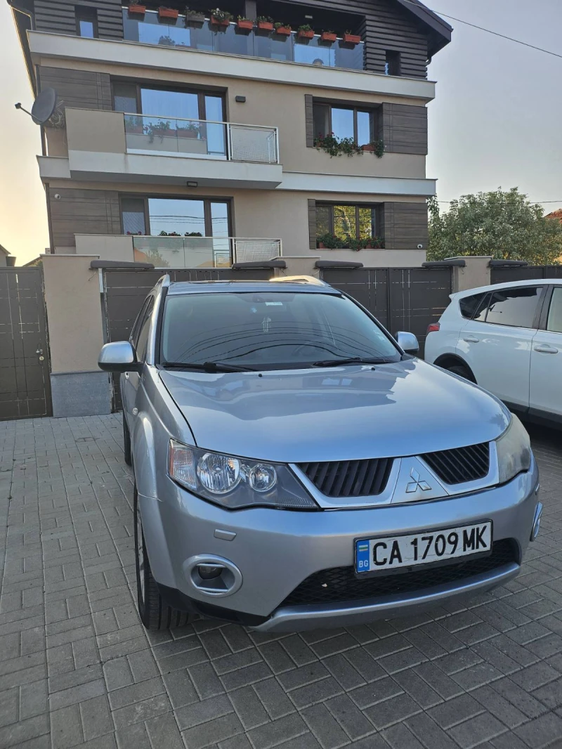 Mitsubishi Outlander, снимка 1 - Автомобили и джипове - 47163008