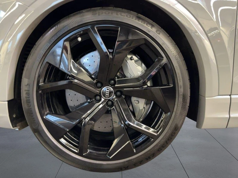 Audi RSQ8 CERAMIC/DYNAMIC/CARBON/B&O/MATRIX/PANO/HEAD UP/360, снимка 3 - Автомобили и джипове - 51119705