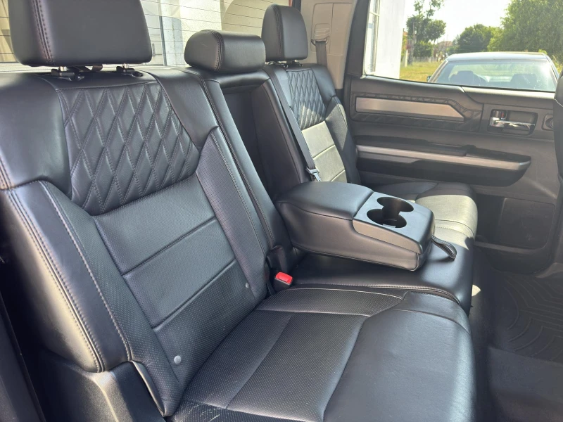 Toyota Tundra PLATINUM, снимка 10 - Автомобили и джипове - 52368238