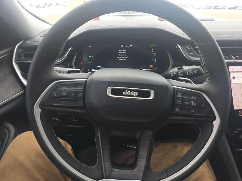 Jeep Grand cherokee 4xE* HYBRYD* PANO* ALPINE* DISTRONIC, снимка 8 - Автомобили и джипове - 52754631