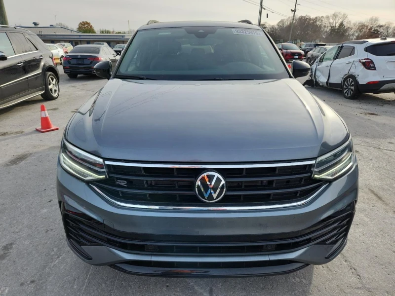 VW Tiguan 2l Volkswagen Se R-Line Black* ФИКС.ЦЕНА* , снимка 5 - Автомобили и джипове - 53202239