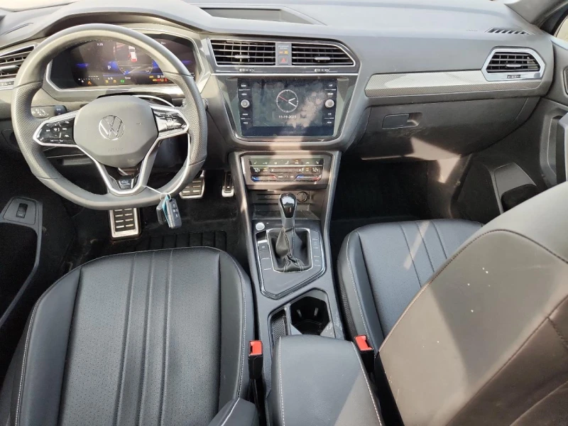 VW Tiguan 2l Volkswagen Se R-Line Black* ФИКС.ЦЕНА* , снимка 8 - Автомобили и джипове - 53202239