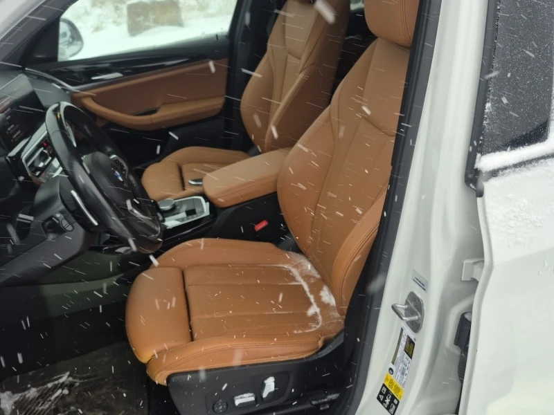 BMW X3 * xDrive30i * CARFAX * БЕЗ ПЪРВОНАЧАЛНА ВНОСКА, снимка 13 - Автомобили и джипове - 53117387
