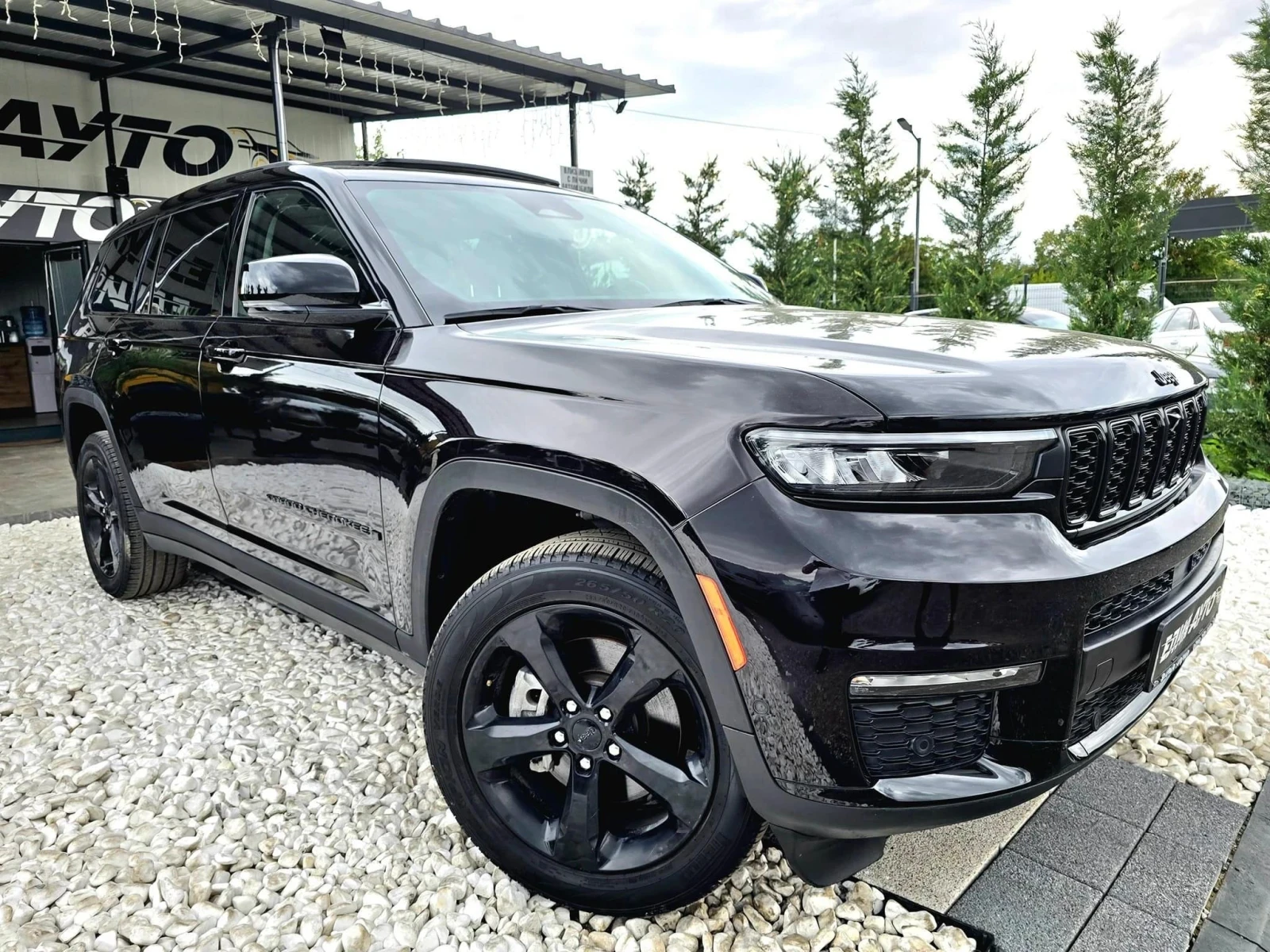 Jeep Grand cherokee LIMITED 5+ 1 FULL BLACK EDITION ПАНО ЛИЗИНГ 100% - изображение 4