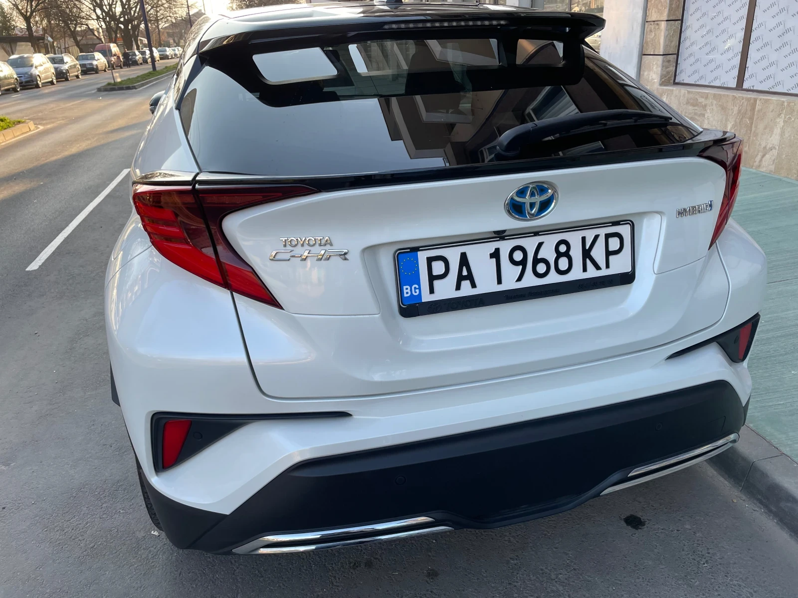 Toyota C-HR Toyota C-HR 2.0 Hybrid FACELIFT CLASSY  - изображение 6