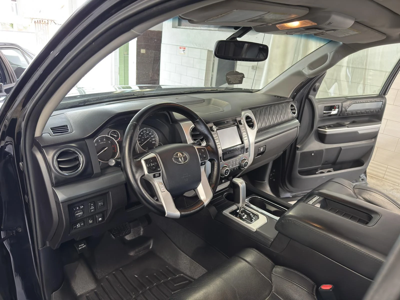 Toyota Tundra PLATINUM - изображение 7