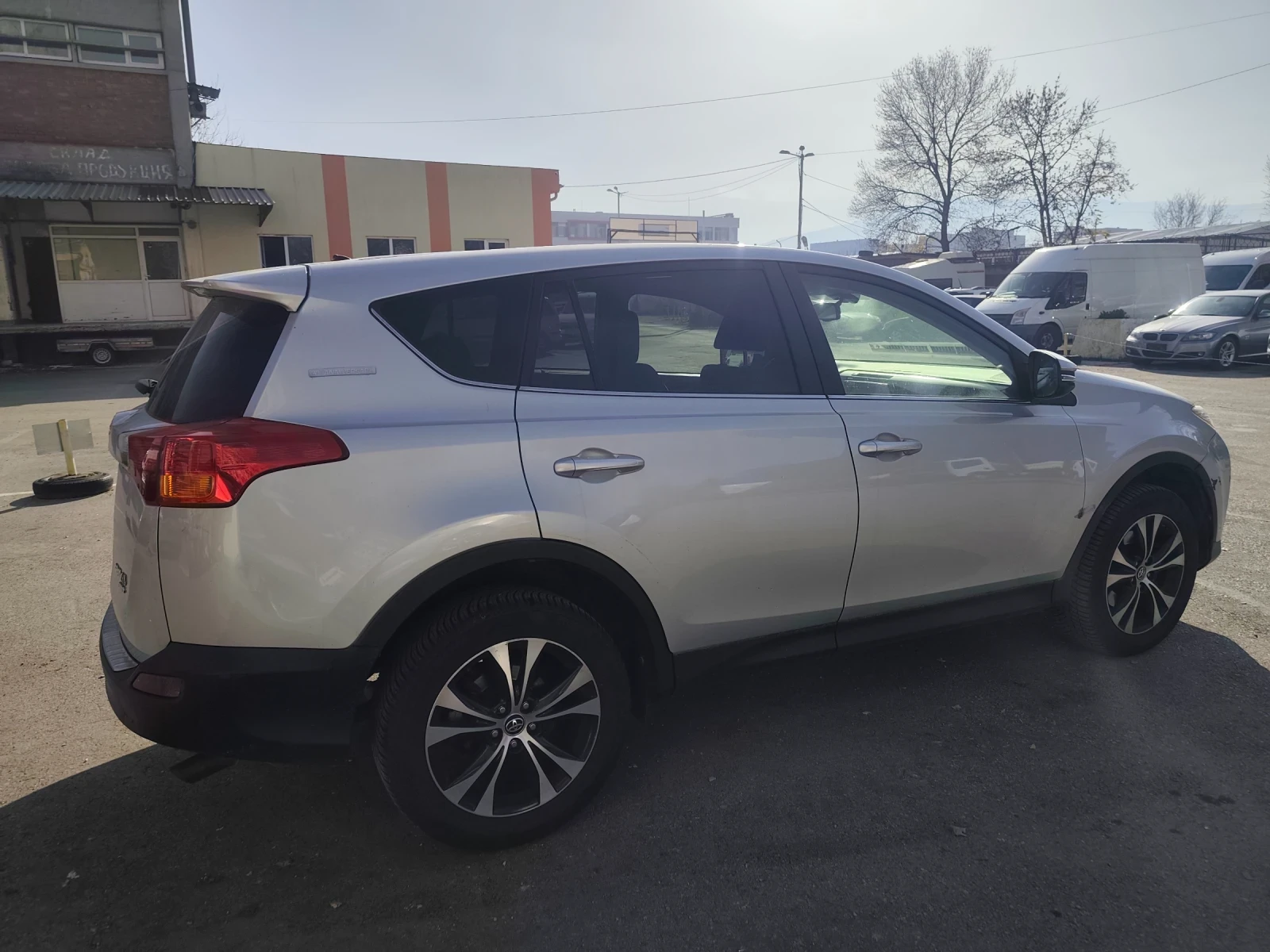 Toyota Rav4 2.0 d-4d 4x4 - изображение 4